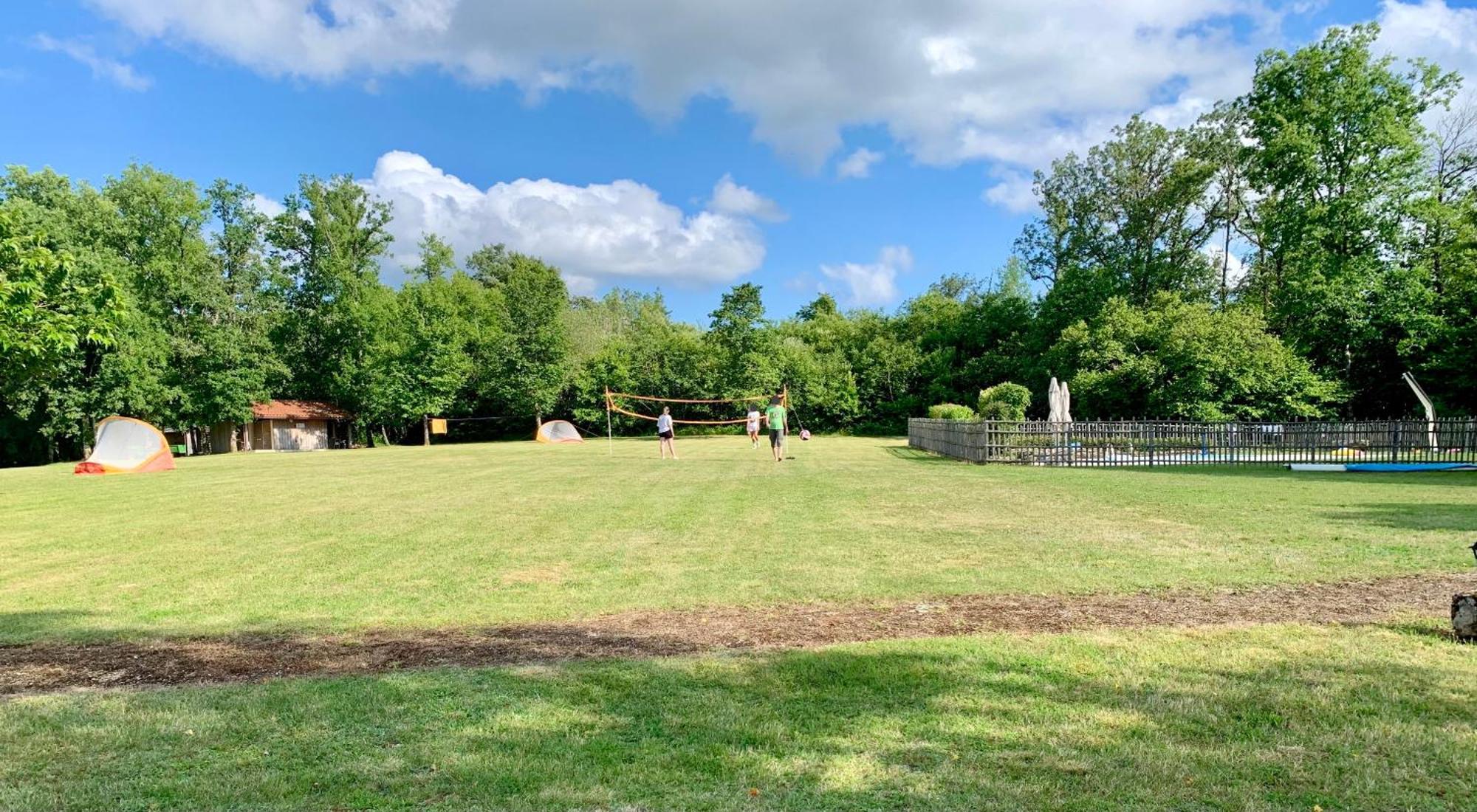 Les Perroutis Villa Saint-Alvere Luaran gambar